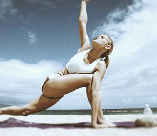 Iyengar Yoga Exercise Health Fitness India 2